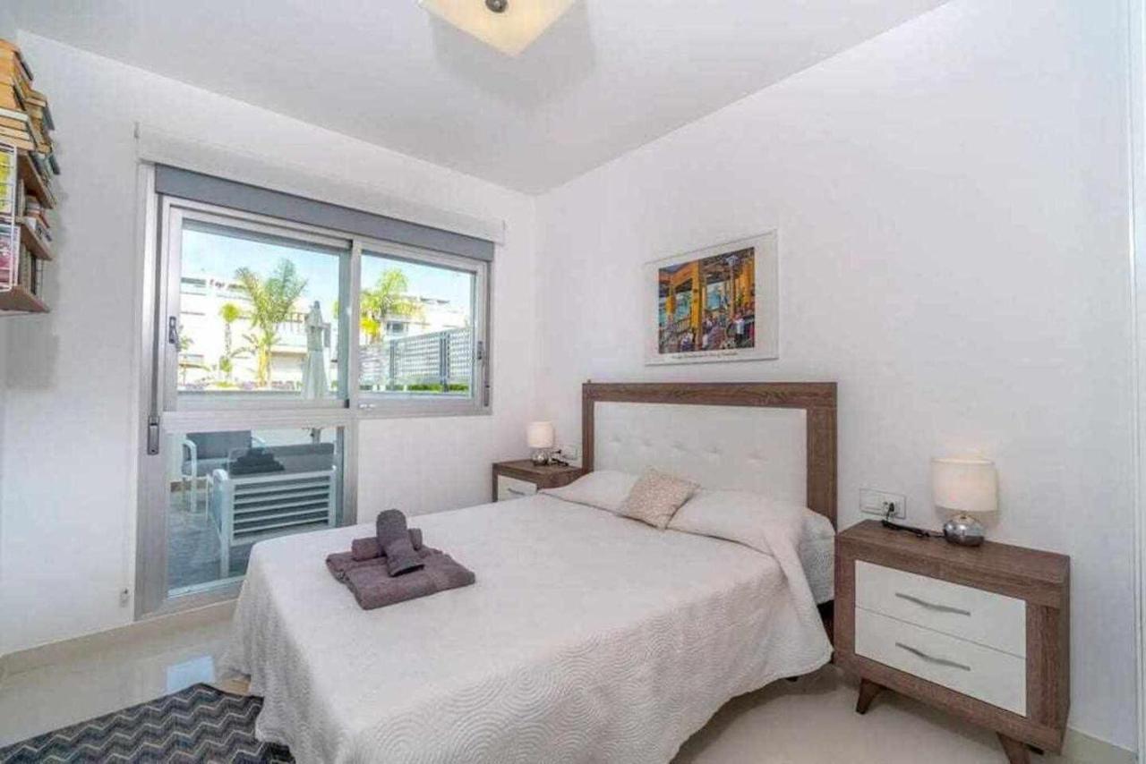 Espanhouse Caroline Bungalow Torrevieja Exterior photo