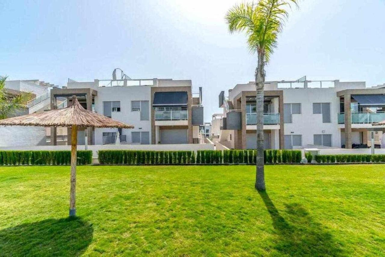 Espanhouse Caroline Bungalow Torrevieja Exterior photo