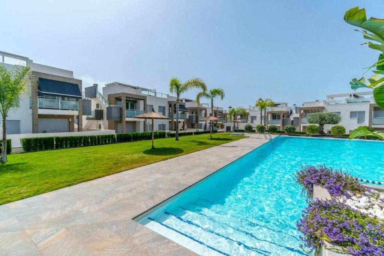 Espanhouse Caroline Bungalow Torrevieja Exterior photo