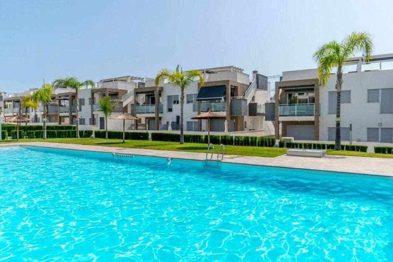 Espanhouse Caroline Bungalow Torrevieja Exterior photo
