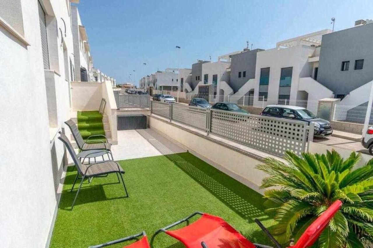 Espanhouse Caroline Bungalow Torrevieja Exterior photo